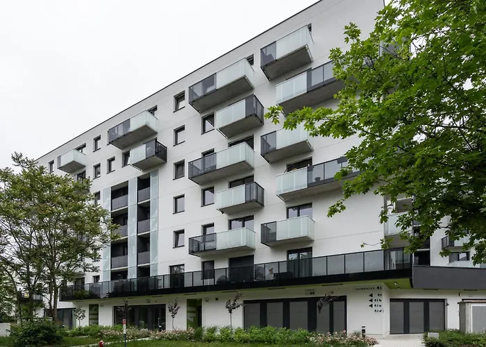 Rentplanet - Różanka Apartamento *